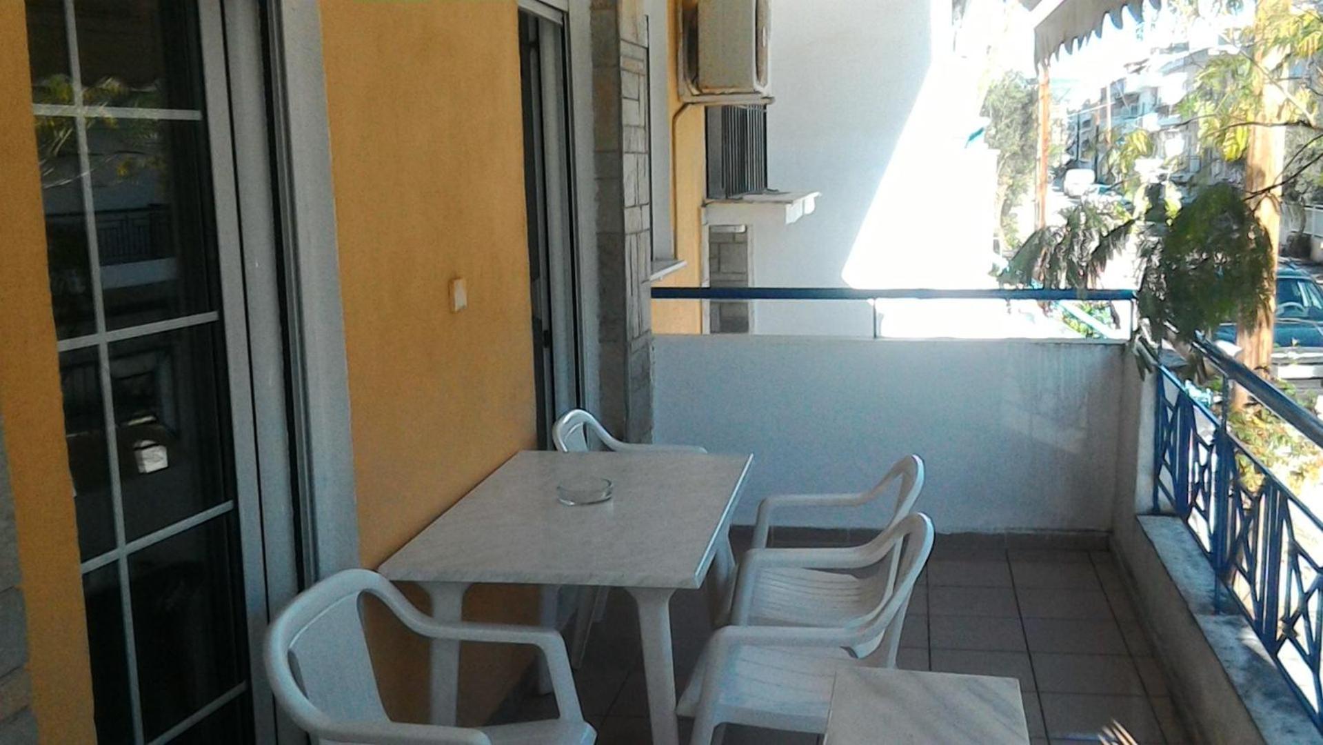 Leonidas Apartments Néa Péramos Exterior foto