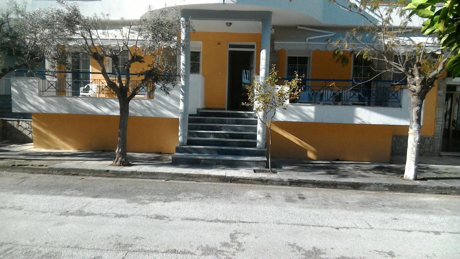 Leonidas Apartments Néa Péramos Exterior foto