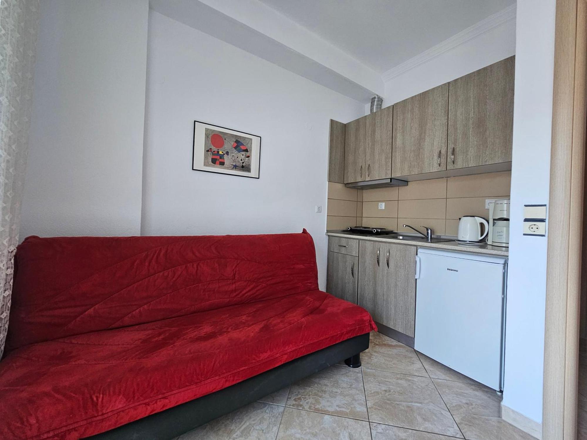 Leonidas Apartments Néa Péramos Zimmer foto